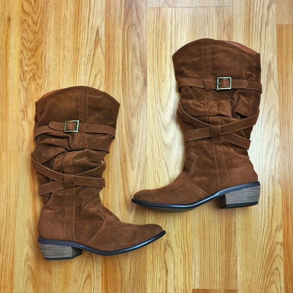 Restricted Shoes - dELiA*s Saffron Chestnut Heeled Boots Size 8